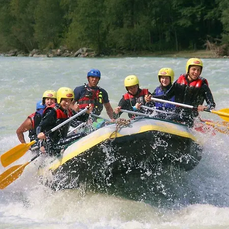 Luxury La Cascade Full-board Gasthof